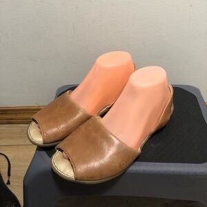 Born Women's Tan Leather Wedge Open-Toe Sandals Size 7M